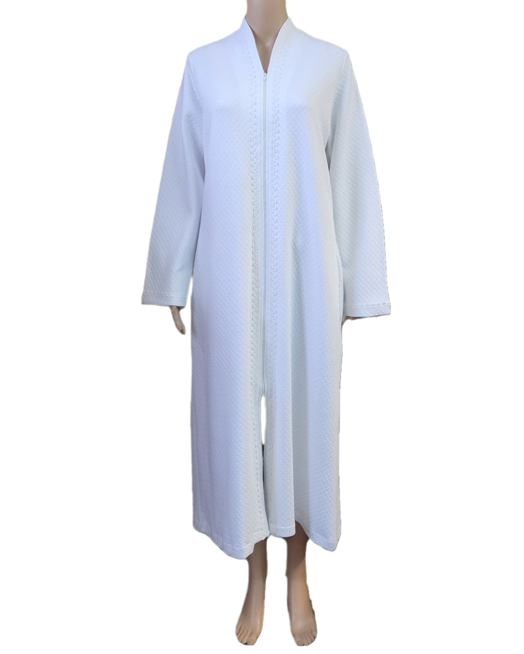 Quilted Basketweave Zippered Long Robe - White