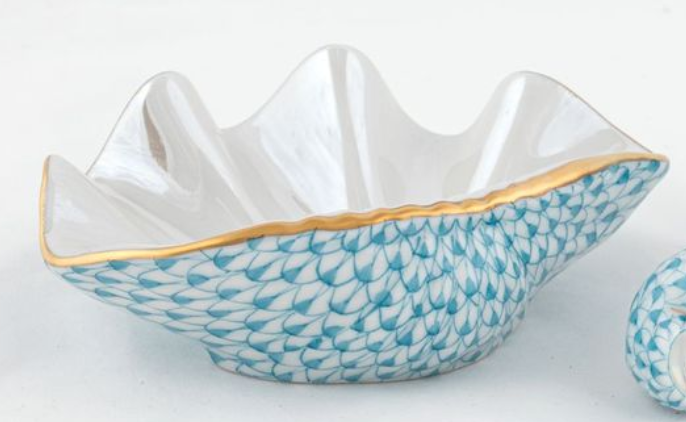 Clam Shell