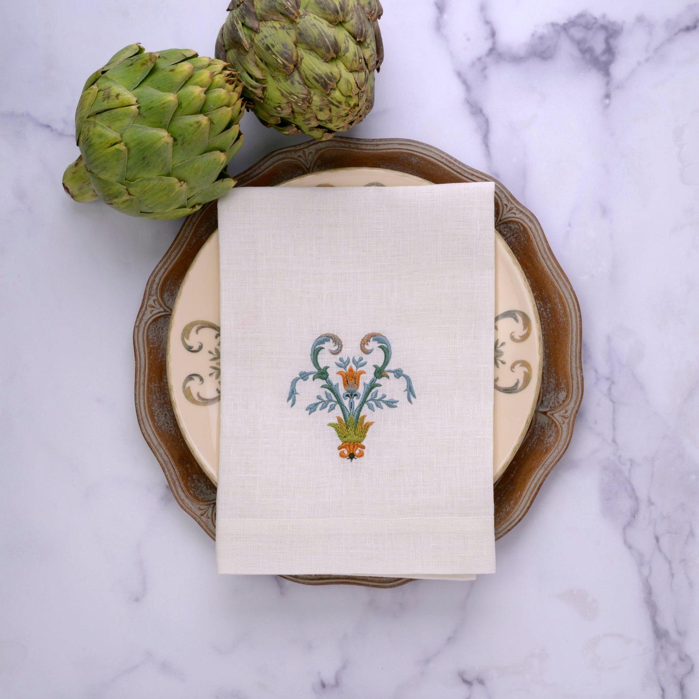 Villa Estate Tri-Fold Napkin, Cream