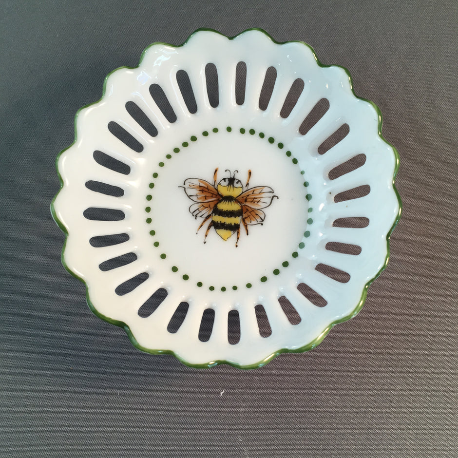 Bumble Bee Dish